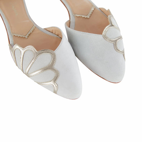 Amber - flacher Brautschuh in Ivory und Gold // Auslaufmodell zum Sonderpreis