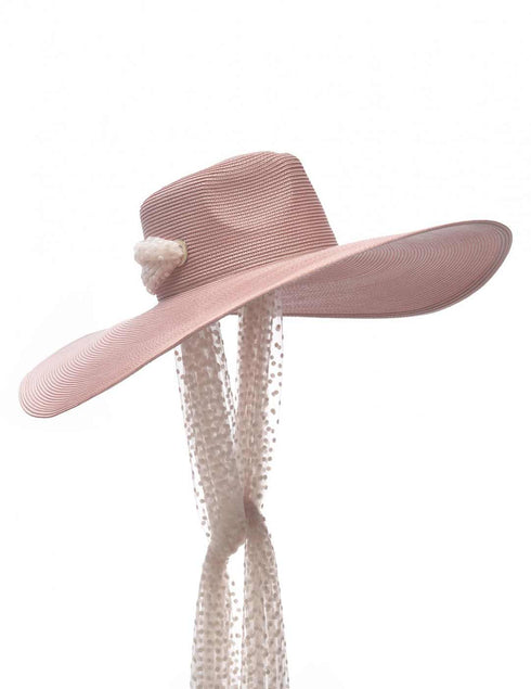 HUT mit breiter Krempe für die Braut